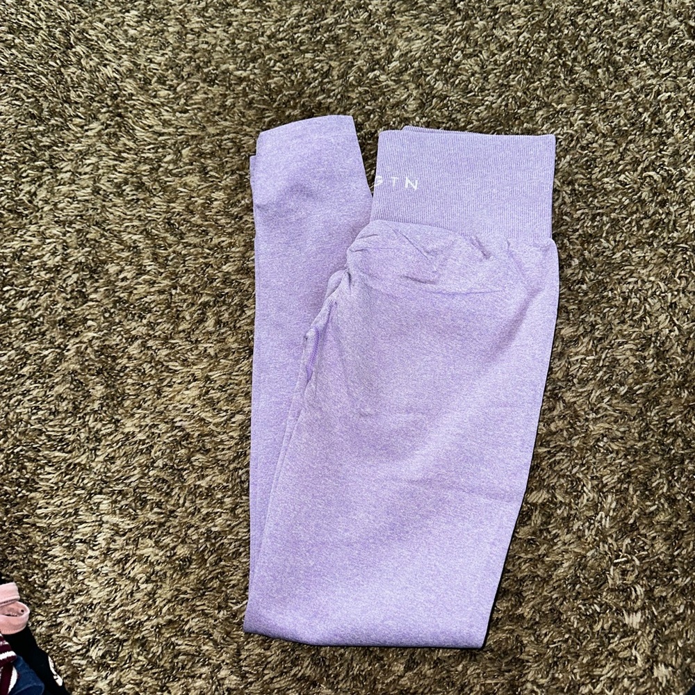 NVGTN Lavender Leggings